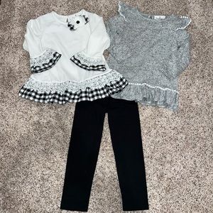 Rare Editions - Matching set of 2 tops and 1 pair of leggings